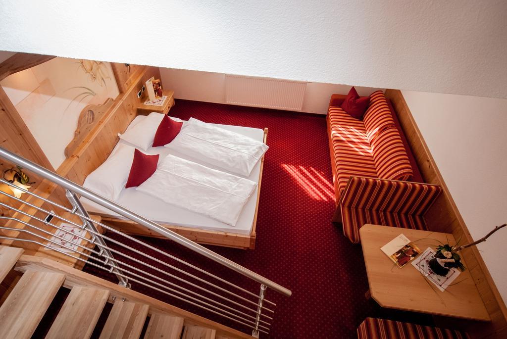 Loewe Dolomites Hotel Сан Кандидо Екстериор снимка