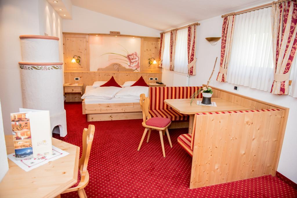 Loewe Dolomites Hotel Сан Кандидо Екстериор снимка