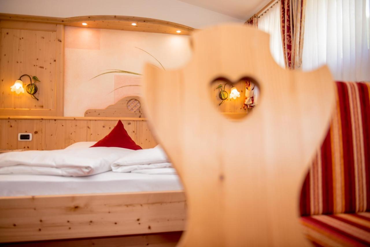 Loewe Dolomites Hotel Сан Кандидо Екстериор снимка